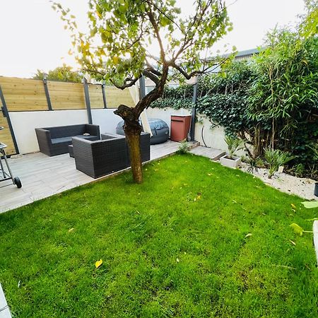 Superbe Appartement Avec Jardin Et Parking Prive Ris-Orangis Exteriör bild