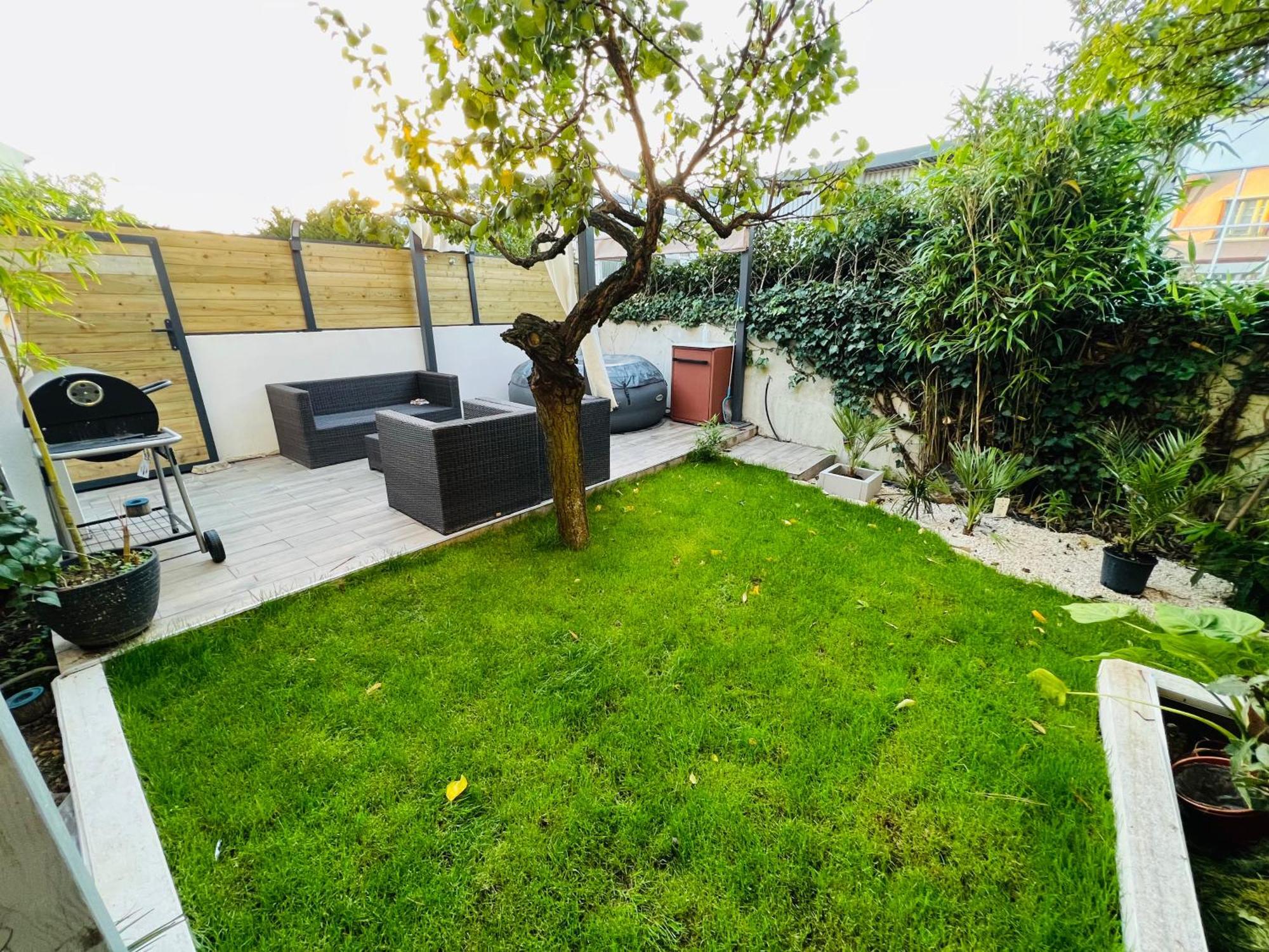 Superbe Appartement Avec Jardin Et Parking Prive Ris-Orangis Exteriör bild