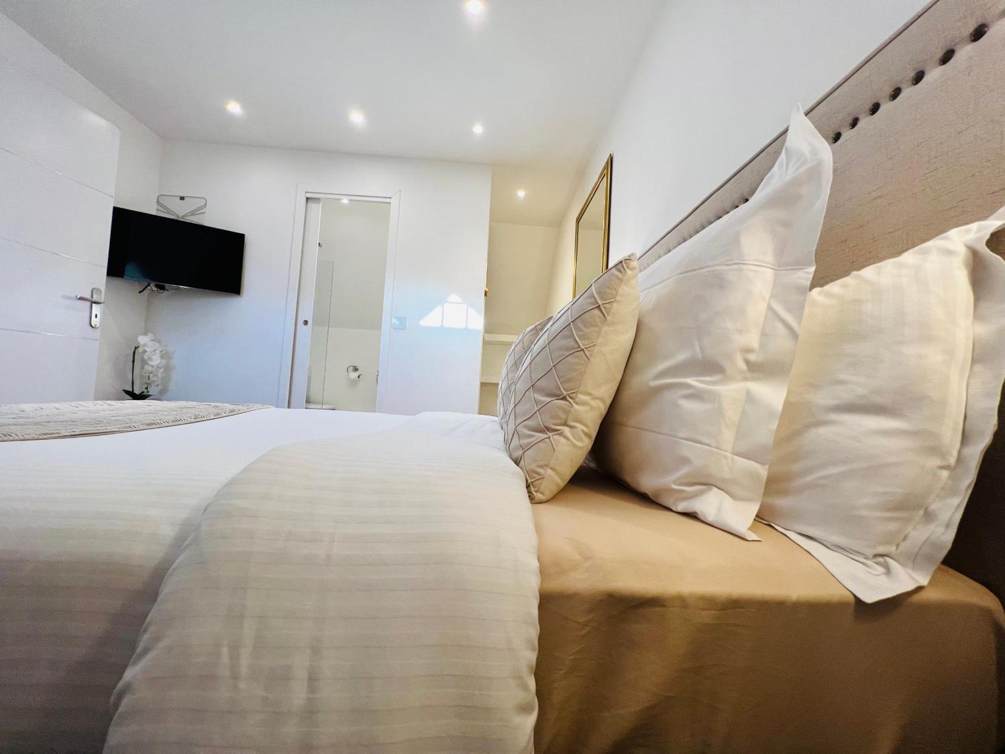Superbe Appartement Avec Jardin Et Parking Prive Ris-Orangis Exteriör bild