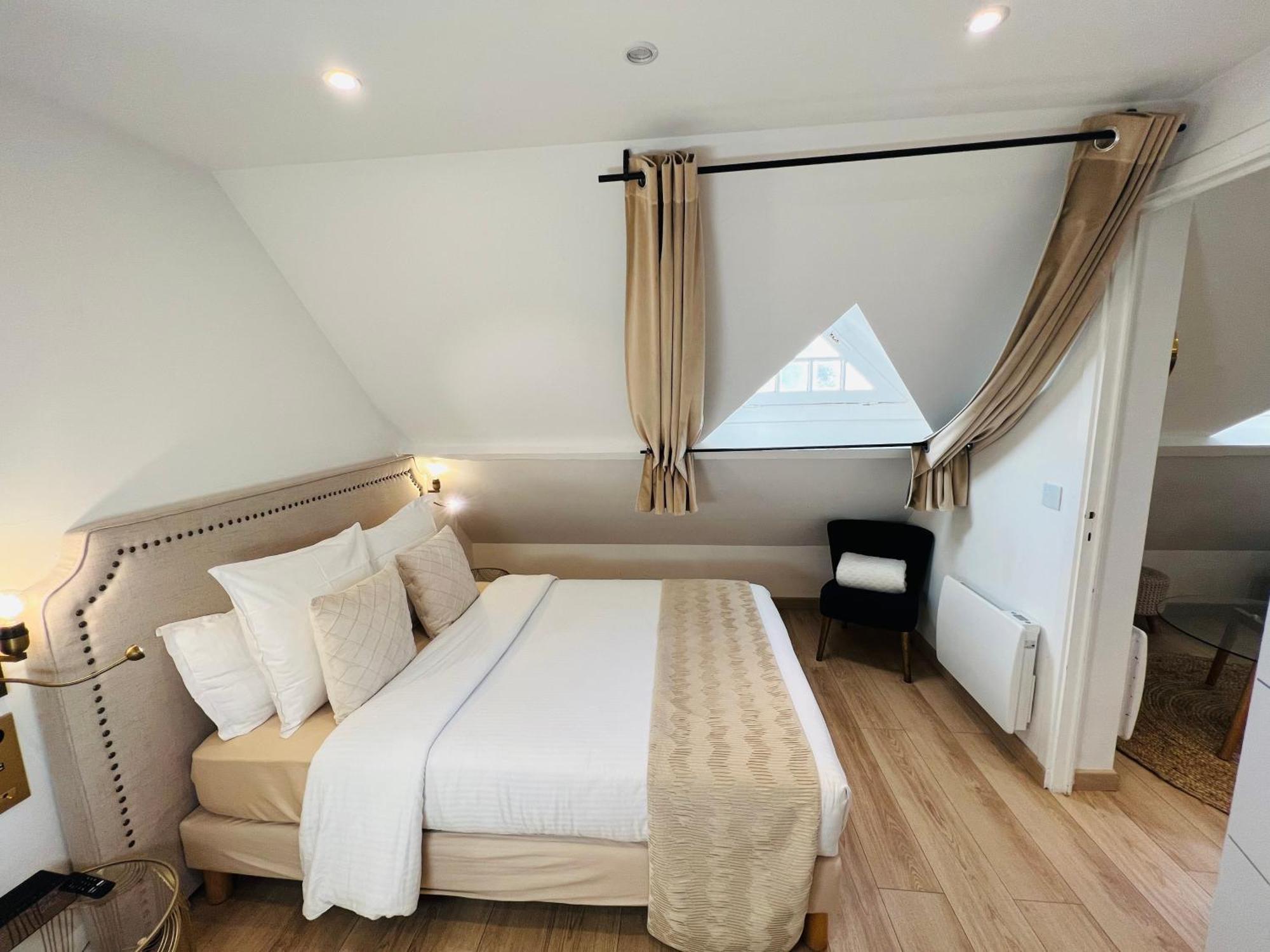 Superbe Appartement Avec Jardin Et Parking Prive Ris-Orangis Exteriör bild