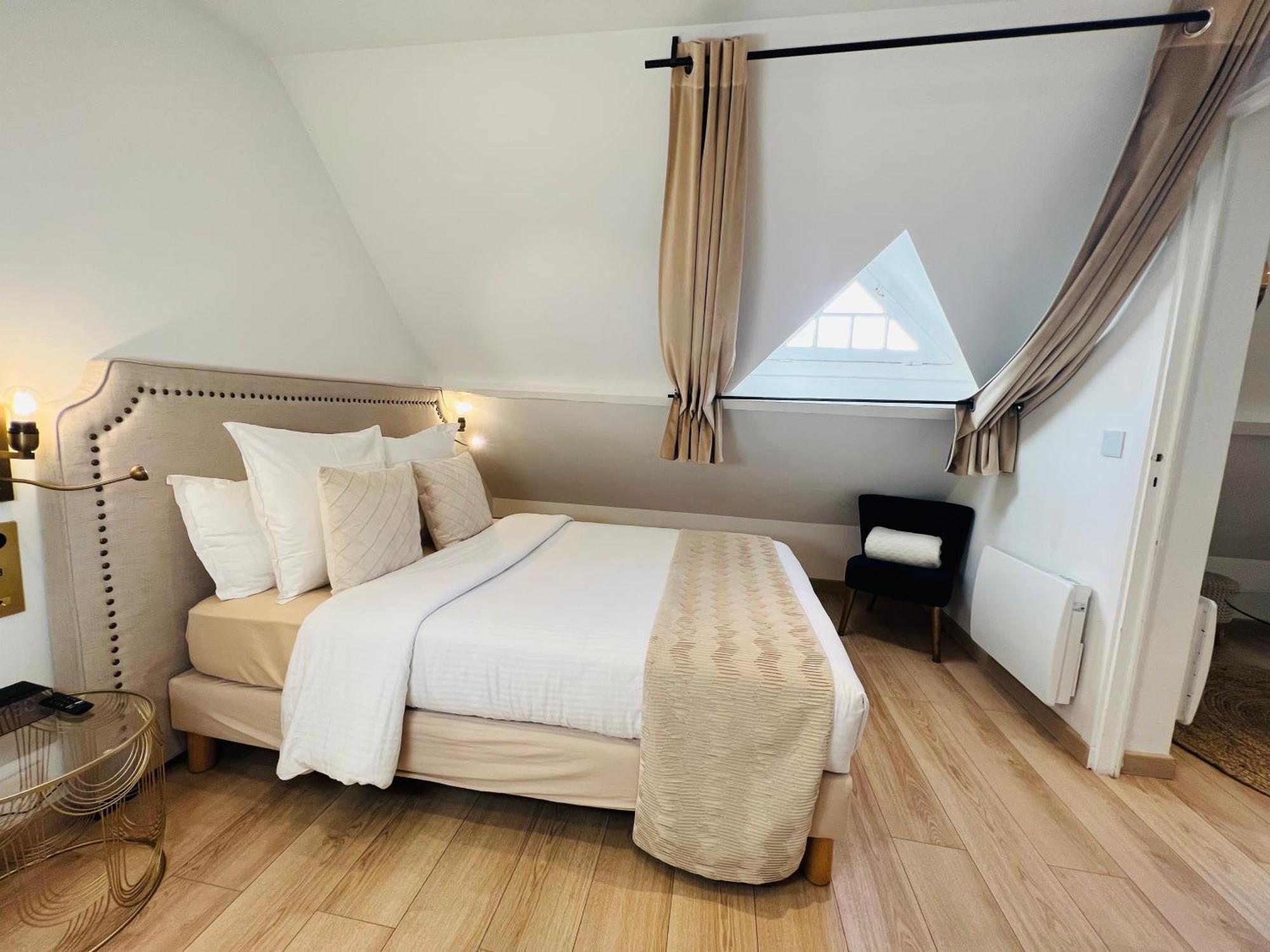 Superbe Appartement Avec Jardin Et Parking Prive Ris-Orangis Exteriör bild